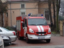 Полиция и пожарна пред Общината, мъж заплаши да се самозапали