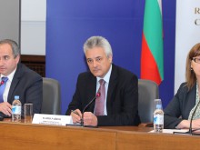 Премиерът призова родните институции да бъдат безмилостни към всяка проява на расизъм