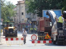 Започна преасфалтирането на ул. "Гладстон"