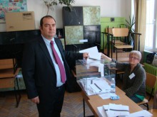 Д-р Шишков от ДБГ също хвърли оставка! Каназирева: Знаех, че така ще стане!