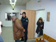 6 години затвор за съпрузи, крали от магазини