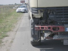 Пловдивчанин е управлявал ТИР-а, който прегази и уби на място в аварийната лента мъж на АМ "Тракия"