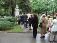 Десетки пловдивчани отдадоха почит на Христо Ботев и героите на България