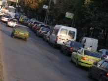 Колона от автомобили в района на Нареченски бани заради катастрофа