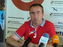 Заляха Ботев с оферти за чужденци, "канарчетата" ги отхвърлят