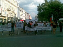 2000 пловдивчани излязоха на протест тази вечер