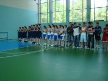 Баскетболът в спортното училище се сдоби със зала