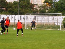 Кирил Акалски започна тренировки с Локомотив