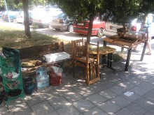 Извеждат нередовни наематели от общински жилища в "Западен"