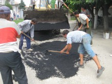Село Труд кипи от строително-ремонтни дейности