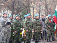 Армията търси 370 войници с конкурс