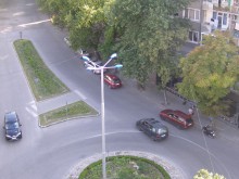 Наглец: К'во искаш бе? Мога да спирам и на пешеходни пътеки!