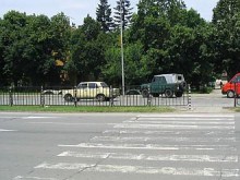 Общината маркира "зебрите" сама, купува машина за 65 000 лв.