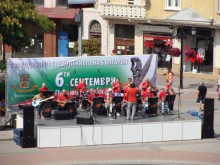 Празненствата по случай 6 септември продължават. Започна концерта на "Биг Бенд Пловдив"