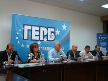 ГЕРБ Пловдив област: Не може да се управлява на инат. Орешарски е темерут