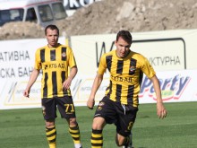 Неделев: Свалям ботуша и ще "ушия" Локо