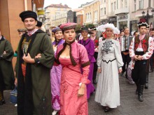 Филибелийки шестваха за празниците на Стария град