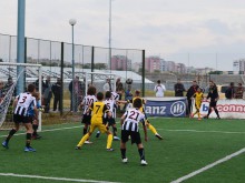 Зрелищно реми в градското дерби при набор 2003
