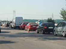 Продължават ремонтите по редица пътни участъци в Пловдив и областта
