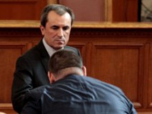 Пеевски отказва да се яви пред Конституционния съд