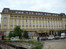 Христо Бисеров замесен и в продажбата на хотел "Тримонциум"?