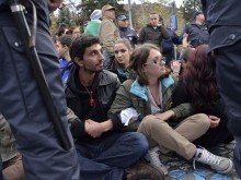 Орешарски осъзнава ли, че сме на ръба на гражданска война?