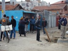 Събарят незаконни постройки и в Аджисан махала