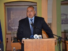 Борисов: Ако правителството остане ще паднат още от европейските програми