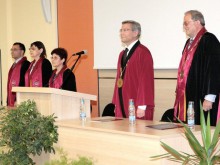 113 млади медици от МУ Пловдив полагат Хипократовата клетва днес