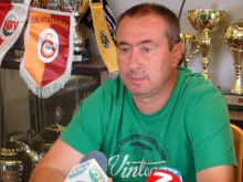 Тодор Неделев получава днес наградата си за играч №1 на Ботев