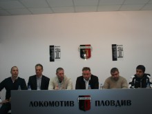 "Черно-бялата" Коледа започва от днес с изложба