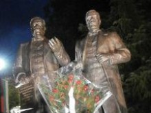 Умуват да уволнят ли дисциплинарно тримата, изгаврили се с родна светиня