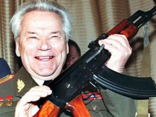 Почина Михаил Калашников, "бащата" на легендарния автомат