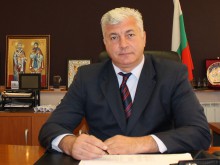 Здравко Димитров: Нека да даряваме близките си с доброта и грижа