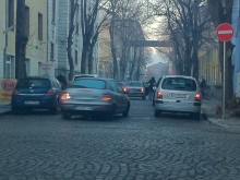 Спазват ли закона шофьорите в Пловдив?
