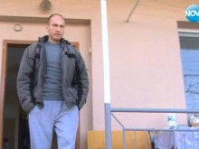 Млад мъж от Асеновград търси помощ за лечението си, наши лекари го отписали