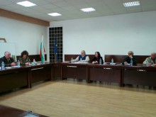Дискутираха промяната на броя на народните представители на 181