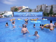 Разпоредиха дезинфекция на басейн