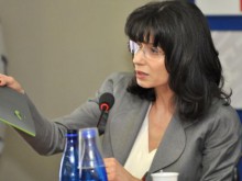 Скандалът с усвоените от фирмата на Моникa Станишева пари се пренесе и в НС