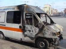 Линейка се запали в движение на пловдивско кръстовище, по чудо няма жертви!
