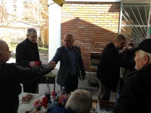 Администрацията в "Тракия" зарадва членовете на Клуба на пенсионера