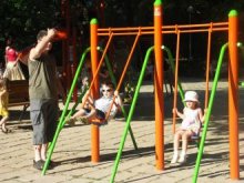 В Пазарджик започна изграждането на нови детски площадки