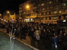 Украйна на ръба на гражданска война, над 20 убити от снощи