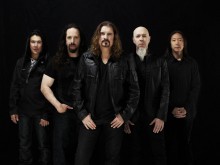 Големите Dream Theater идват в България през лятото!