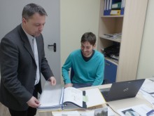 Абсолвент от ПУ бе мениджър за един ден на ОИЦ Пловдив