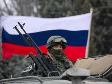 Русия продължава да струпва войски по границата с Украйна