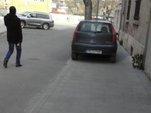 Читател: Общината ремонтира, а гражданите съсипват