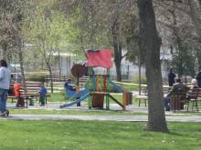 Откриха труп на самоубиец в парк в Кючука