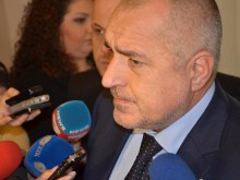 Борисов: С финансов министър Пламен Орешарски бяха спрени всички еврофондове, сега се случва същото