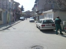 Нагло паркиране по тротоари в "Източен"